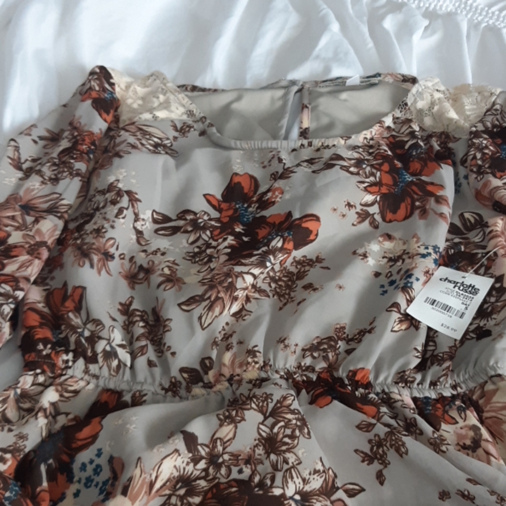 Dress - Picture 2 of 4